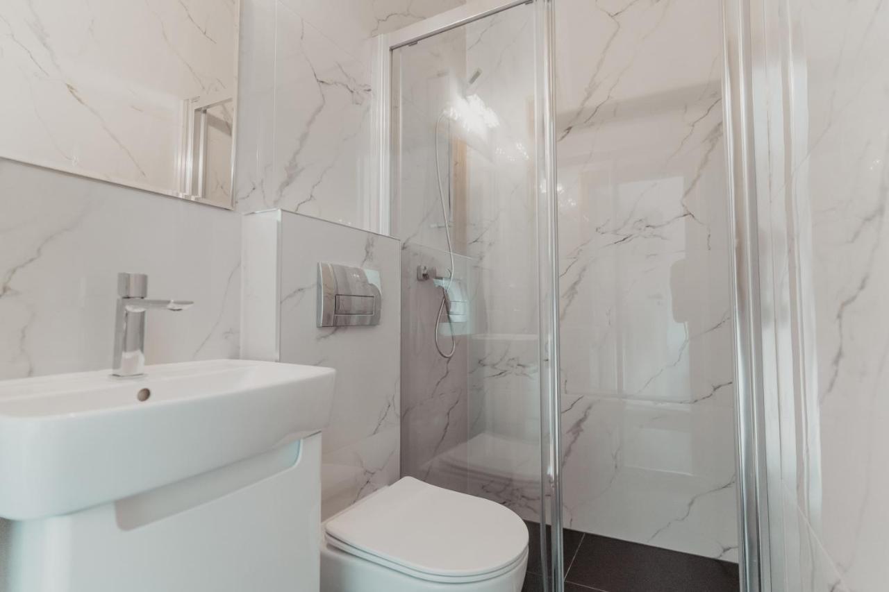 Nova Apartamenty&pokoje Frühstückspension *